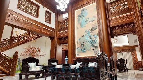 李忠信红木29周年庆厂购:以家和致家国