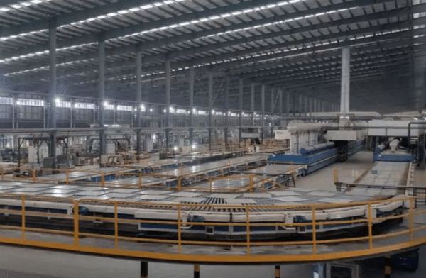 全域布局四大智造基地，金羽啄木鸟瓷砖夯实广东原厂品质实力