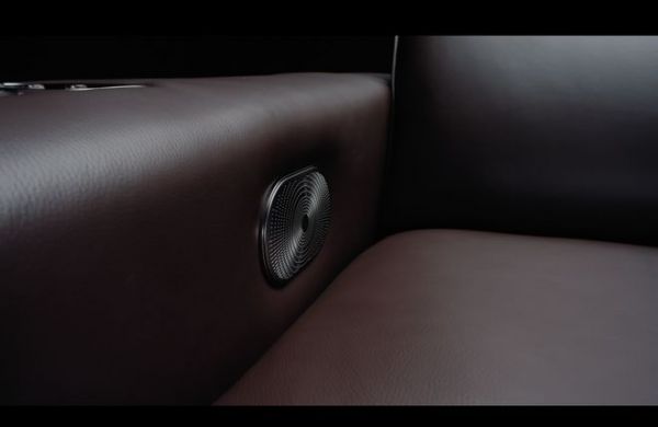 沙发进化家庭智慧中枢 芝华仕头等舱巴赫 Pro 配备Sound by Bose技术 正式全球首发